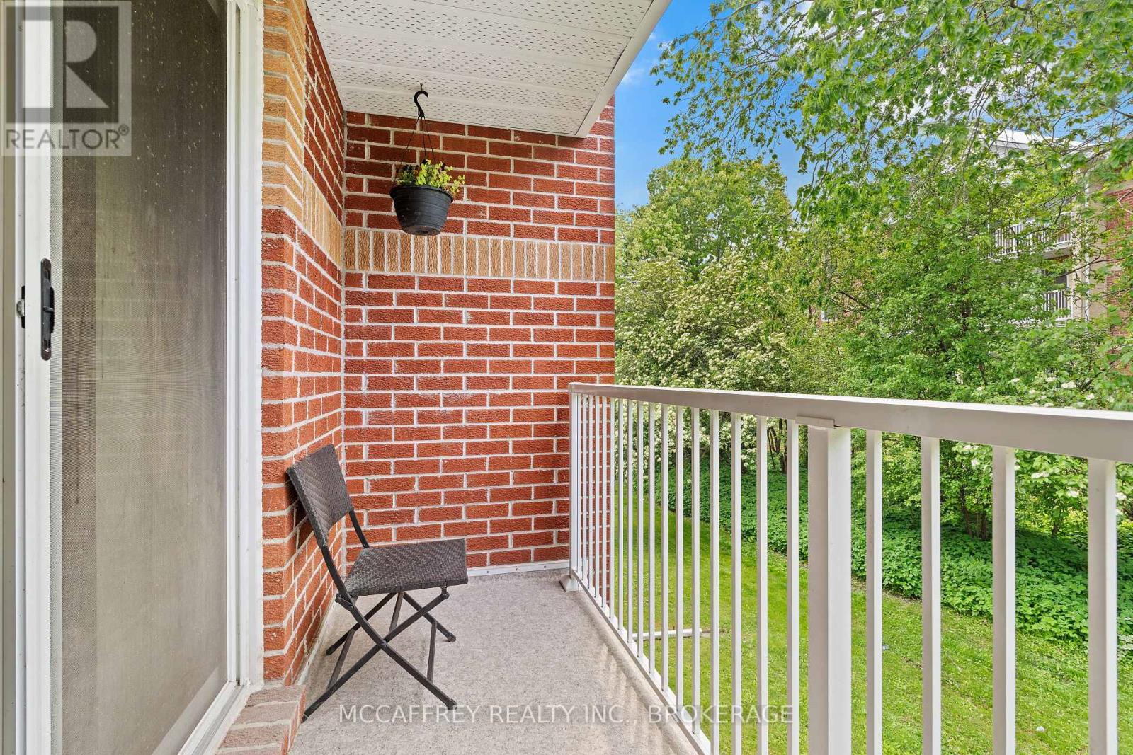Photo 24 of 204 561 Armstrong Road, Kingston ON
