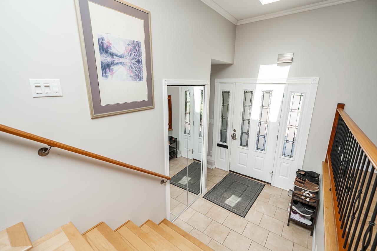 Photo 6 of 9175 Mulholland Place, Delta BC