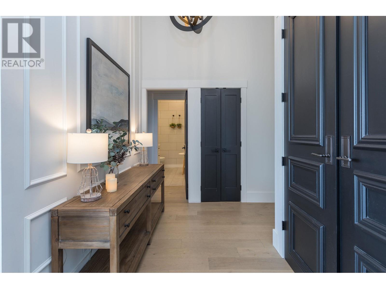PH2702 400 CAPILANO ROAD, Port Moody real estate listing R3012946
