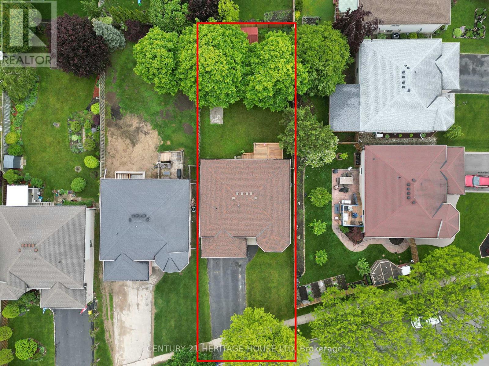 Photo 7 of 219 Balmoral Drive, Brantford ON