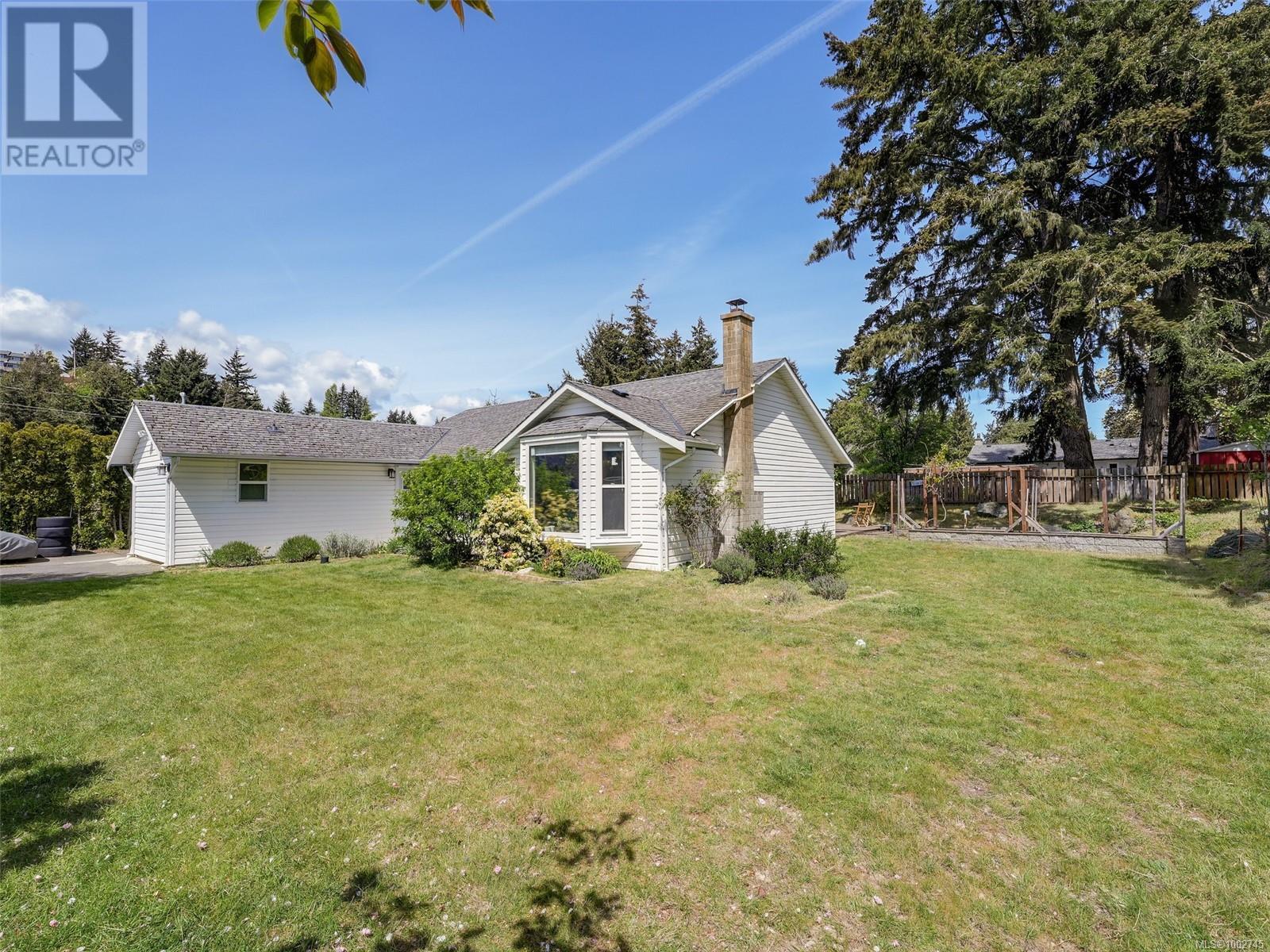 Photo 27 of 3343 Brenda Lane, Colwood BC