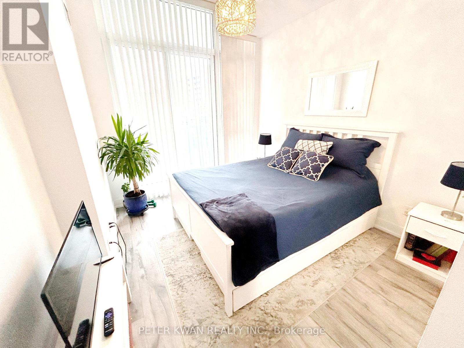 Photo 26 of 332 9471 Yonge Street, Richmond Hill ON