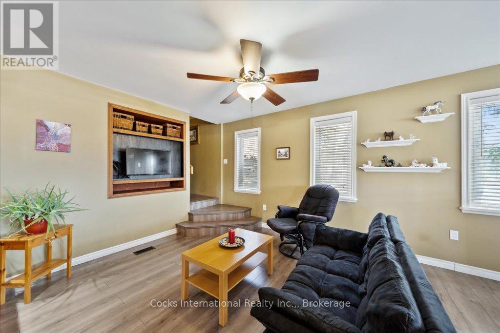 Photo 29 of 206 On 141 Highway, Huntsville ON