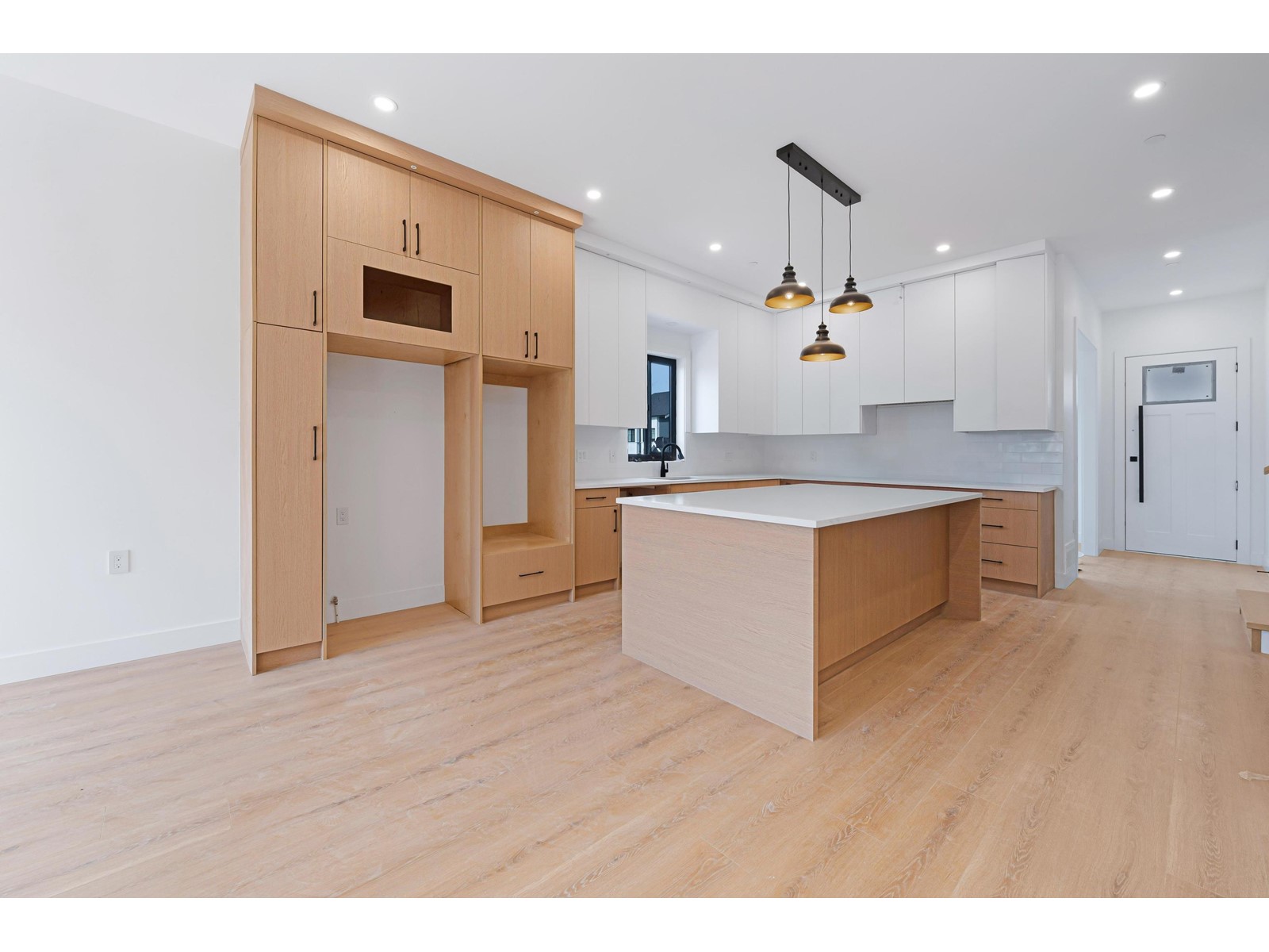 7641 197 STREET, Langley