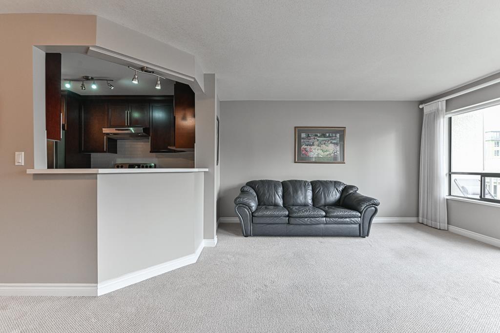 Photo 19 of 207 33233 E Bourquin Crescent, Abbotsford BC