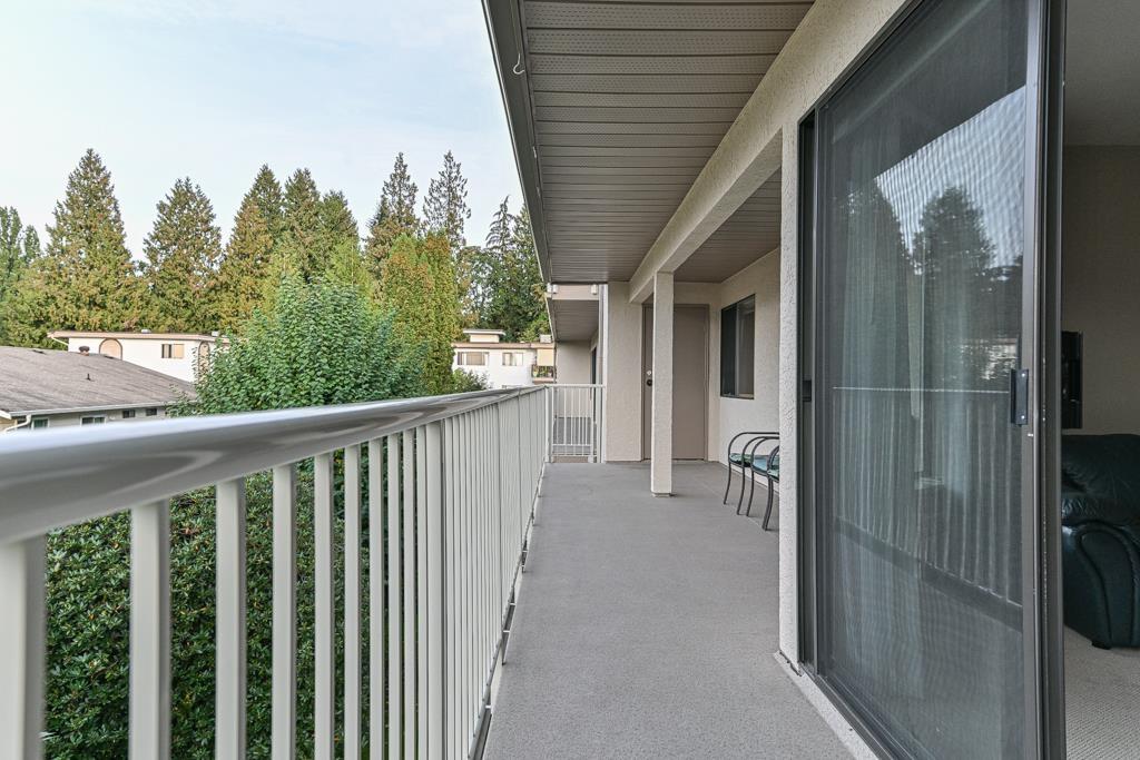 Photo 20 of 207 33233 E Bourquin Crescent, Abbotsford BC