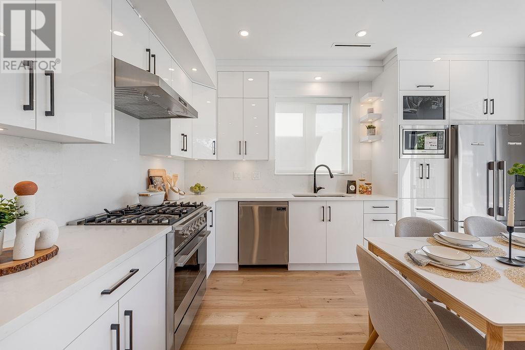 1 2727 PARKER STREET, Vancouver real estate listing R3013067