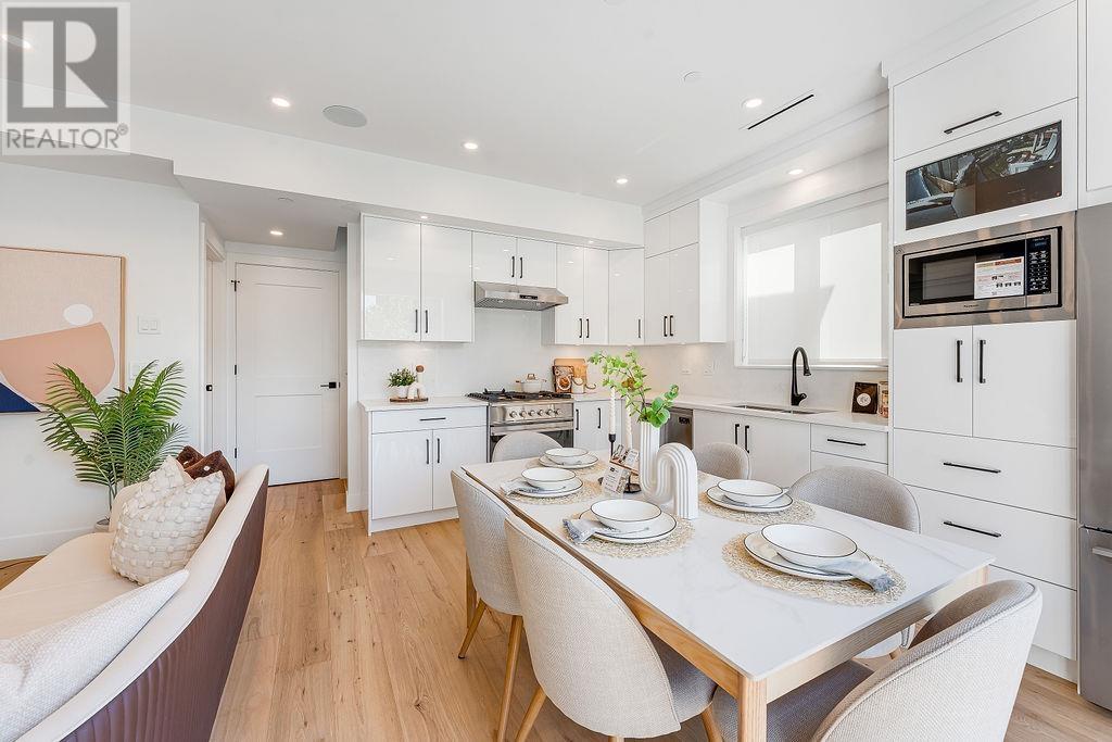 1 2727 PARKER STREET, Vancouver real estate listing R3013067