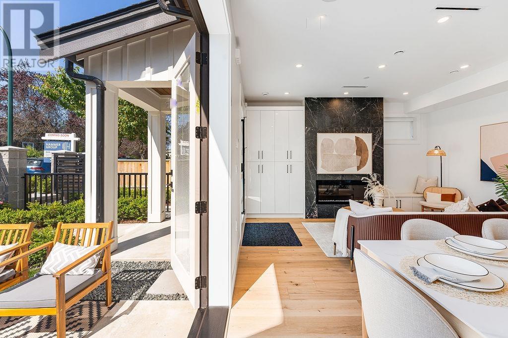1 2727 PARKER STREET, Vancouver real estate listing R3013067