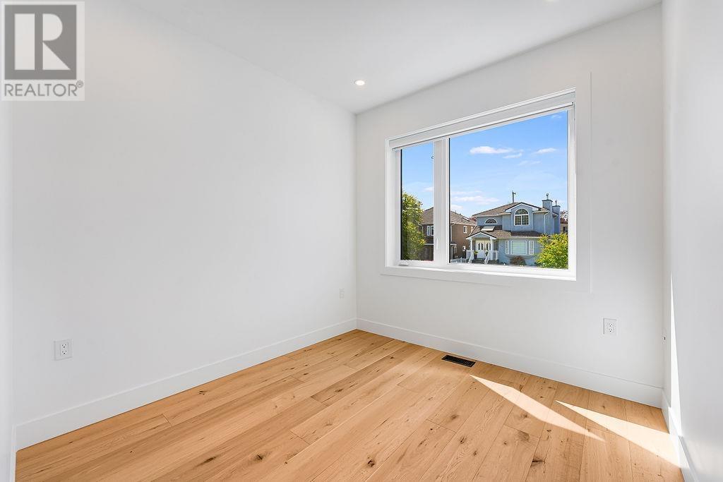 1 2727 PARKER STREET, Vancouver real estate listing R3013067