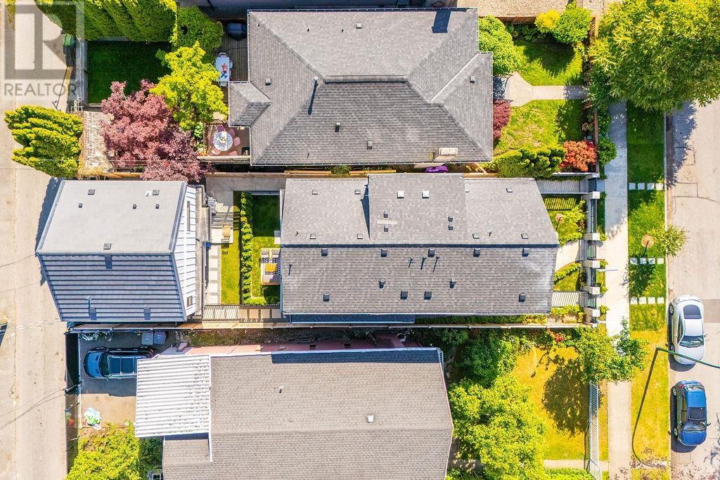 1 2727 PARKER STREET, Vancouver real estate listing R3013067