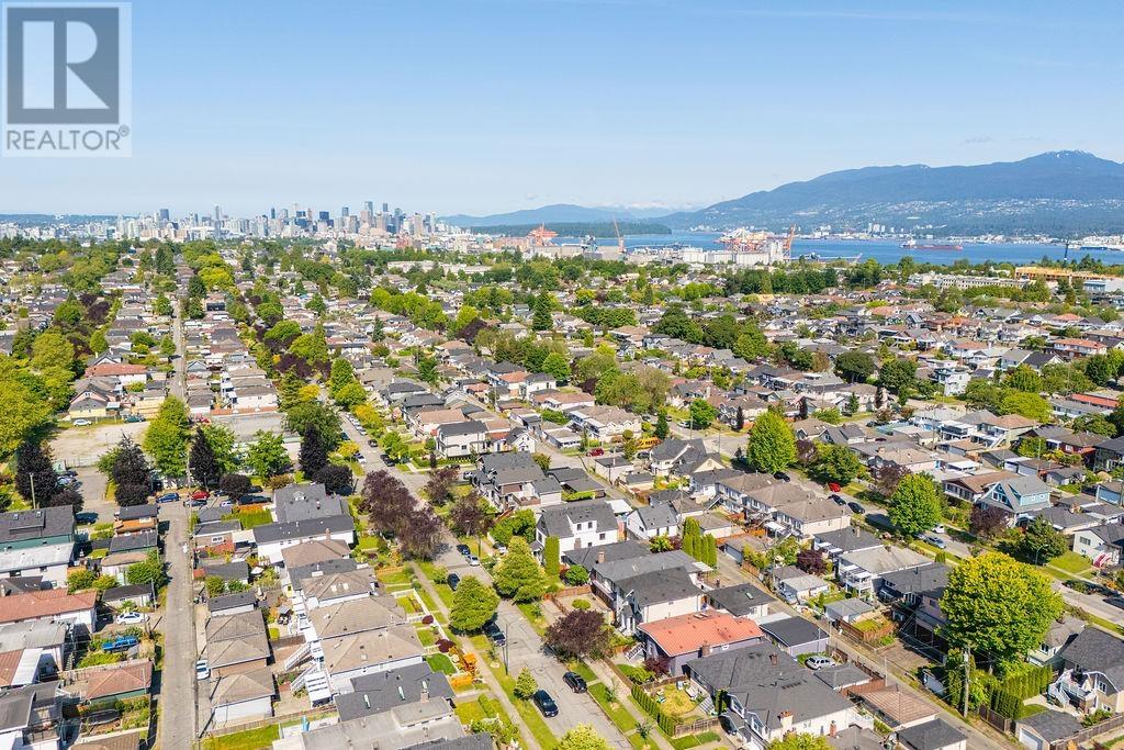 1 2727 PARKER STREET, Vancouver real estate listing R3013067