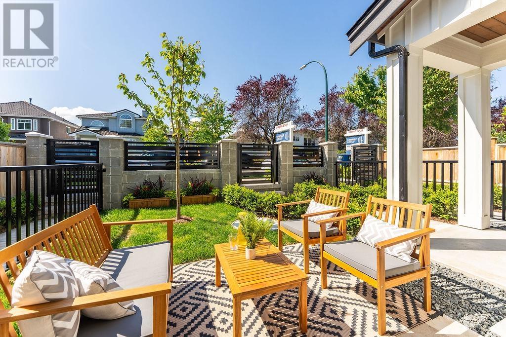 1 2727 PARKER STREET, Vancouver real estate listing R3013067
