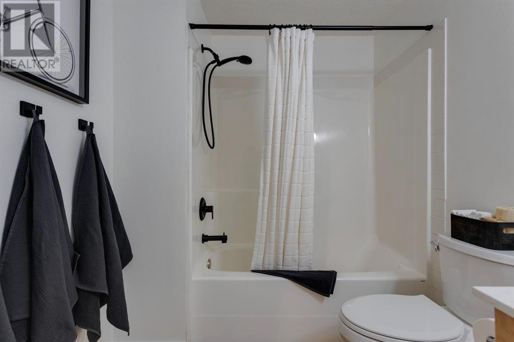 Single Family House for Sale in    Avenue SW Beltline Calgary 