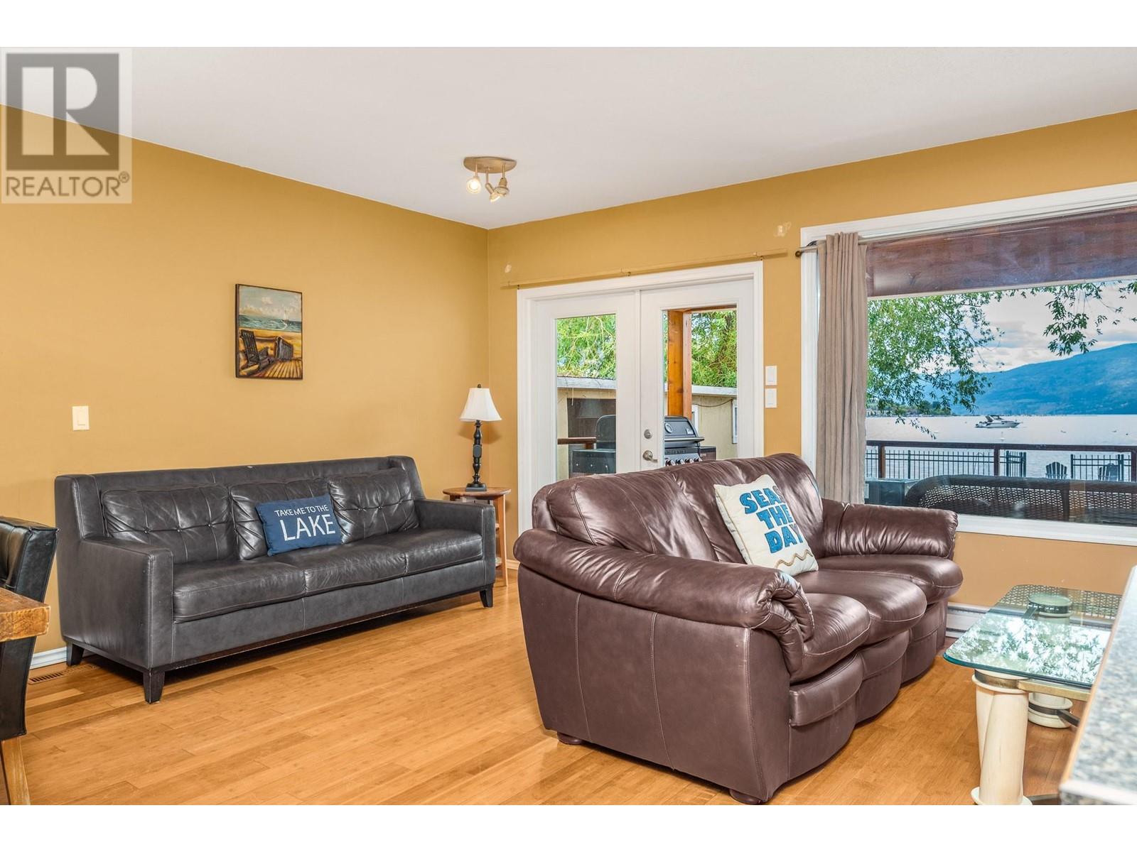 2612 Lakeshore Road, Vernon