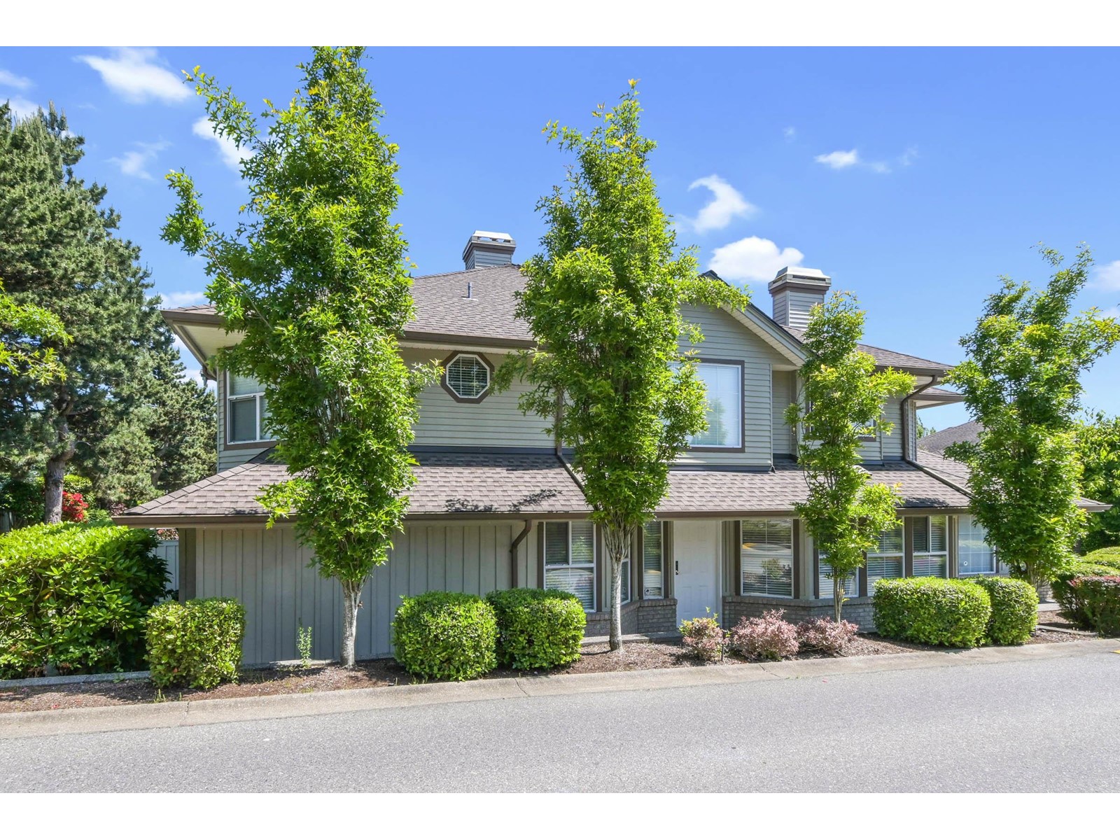 Photo 2 of 1 15860 82 Avenue, Surrey BC