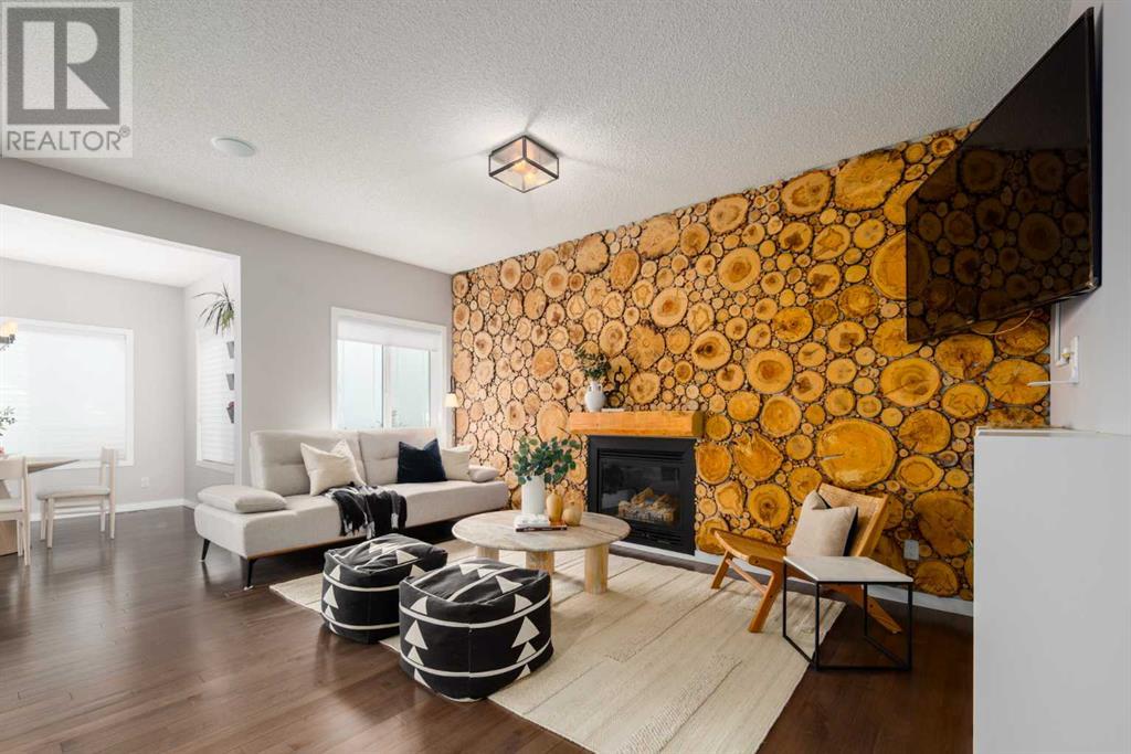 Photo 11 of 133 Cougar Ridge Close Sw, Calgary AB