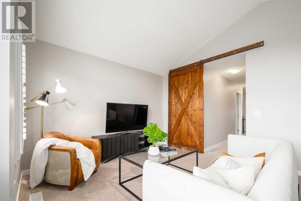 Photo 34 of 133 Cougar Ridge Close Sw, Calgary AB