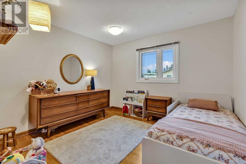 Single Family House Bungalow for Sale in  Brenner Crescent NW Brentwood Calgary 