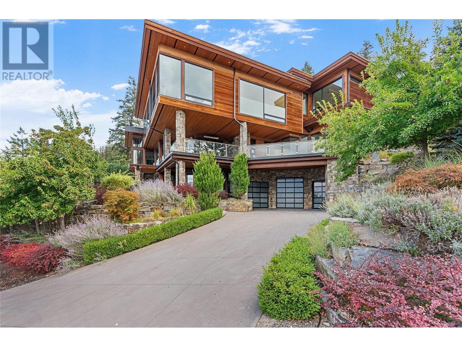 23 180 Sheerwater Court, Kelowna
