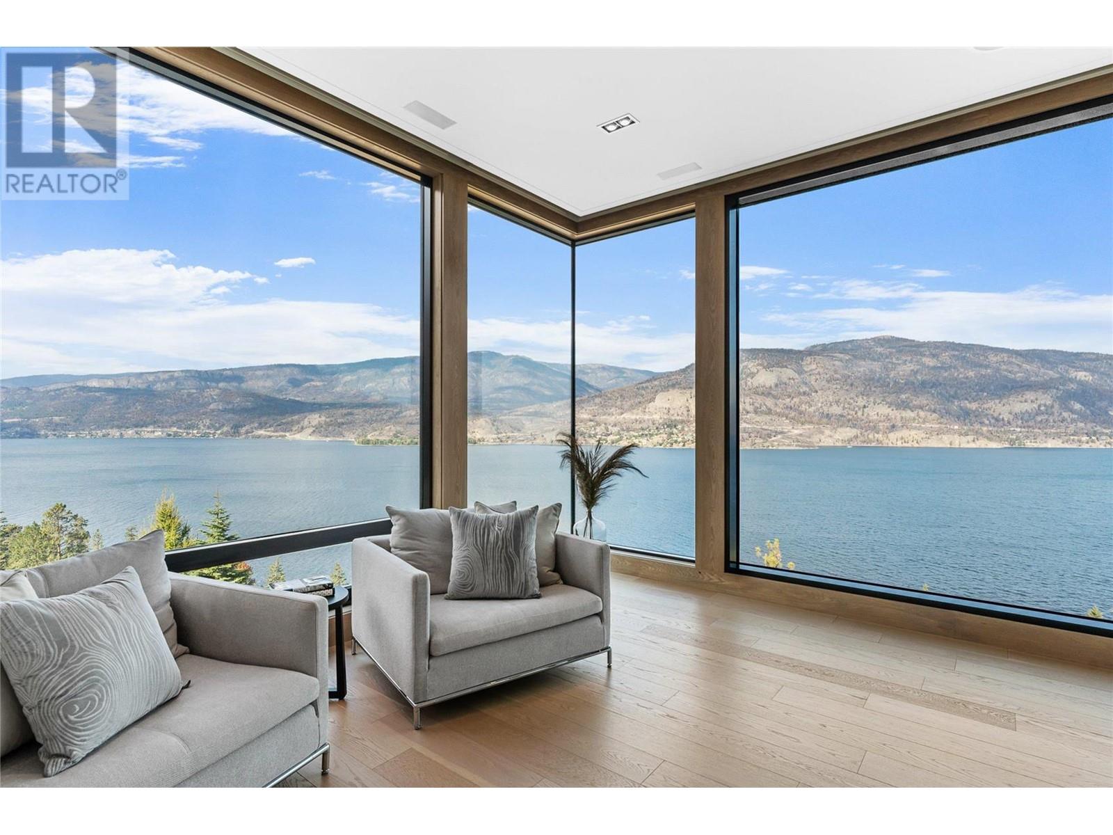 23 180 Sheerwater Court, Kelowna