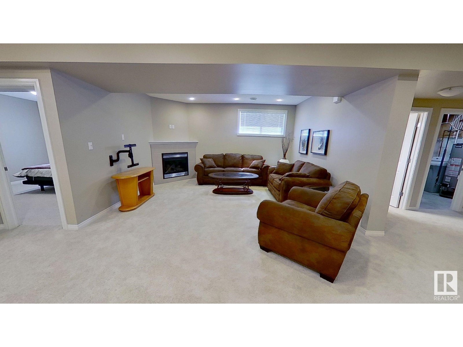 Photo 18 of 6 5021 34 Av, Camrose AB