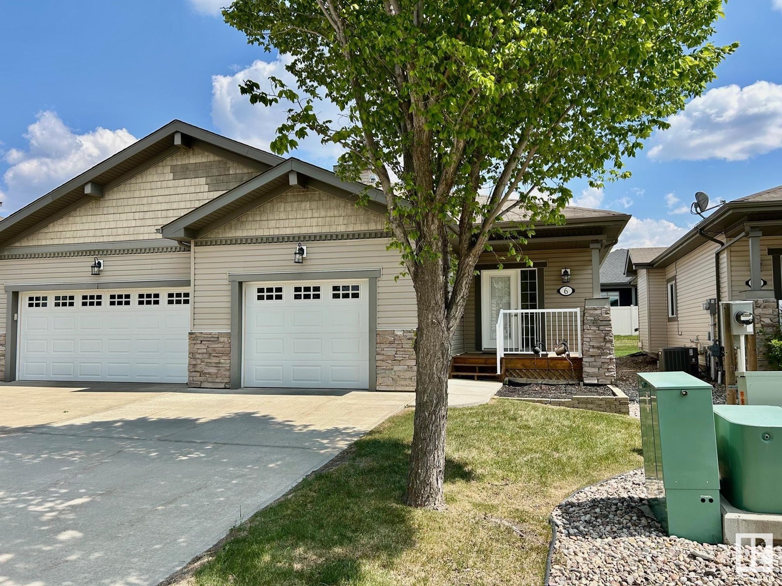 Photo 11 of 6 5021 34 Av, Camrose AB