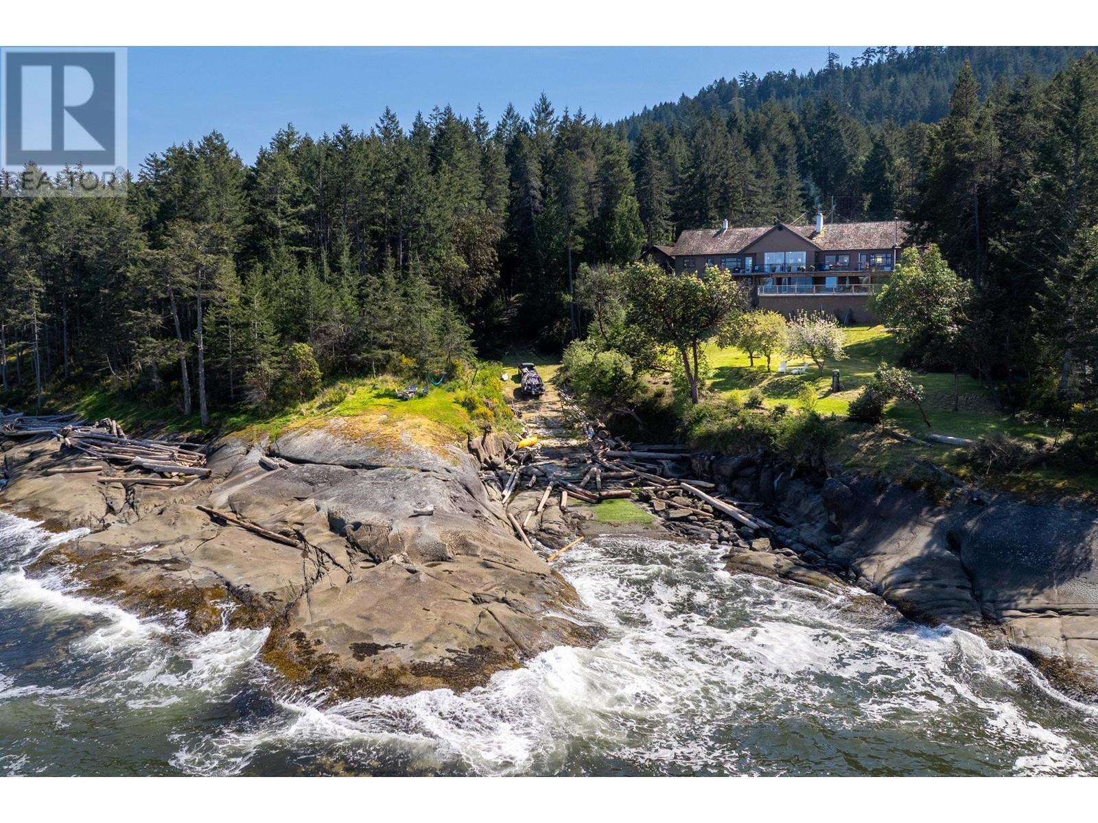 474 W STICKS ALLISON ROAD - Photo 2 of 30, Galiano Island, British Columbia