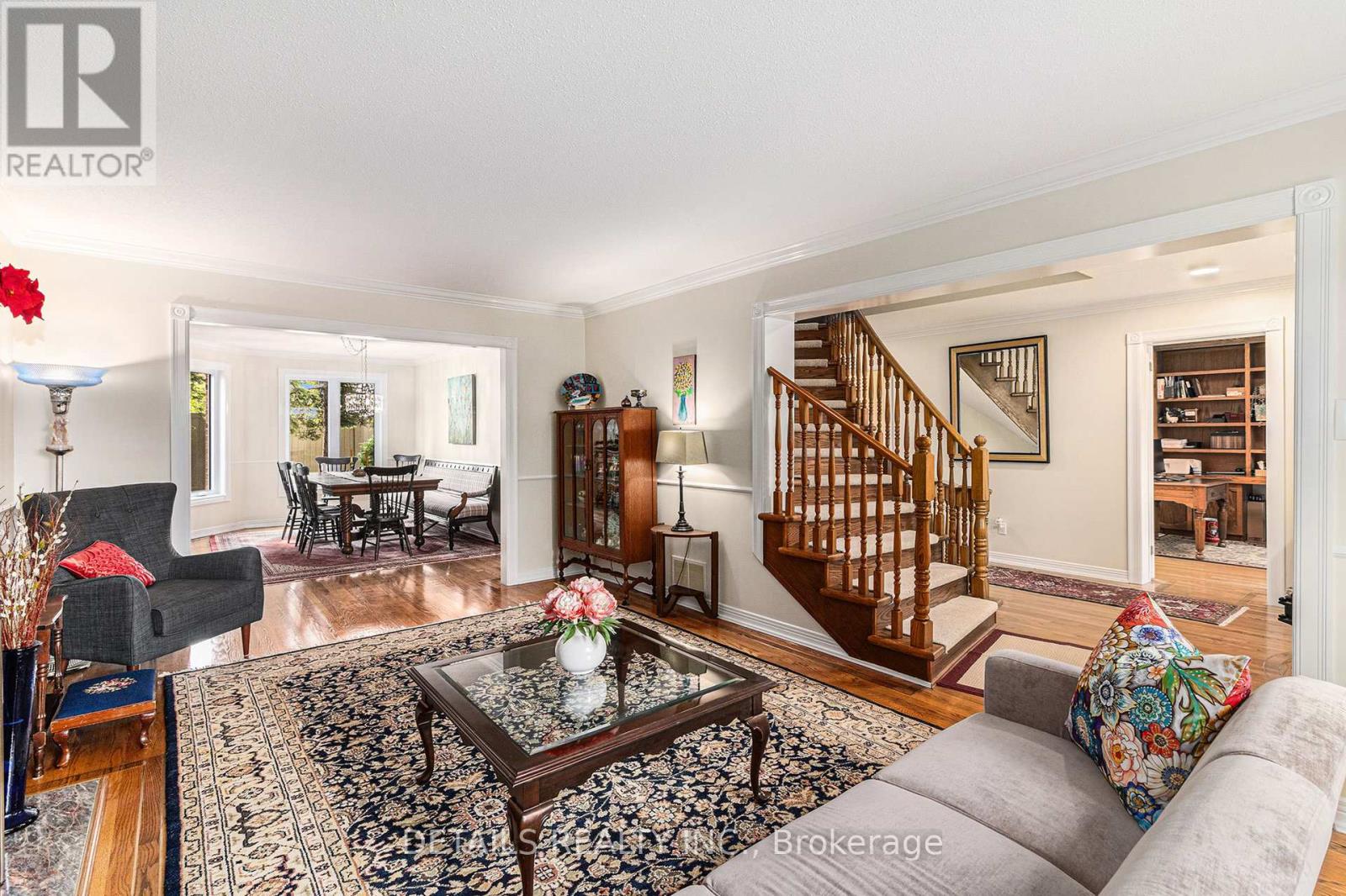 Photo 10 of 3 Wintergreen Drive, Ottawa ON