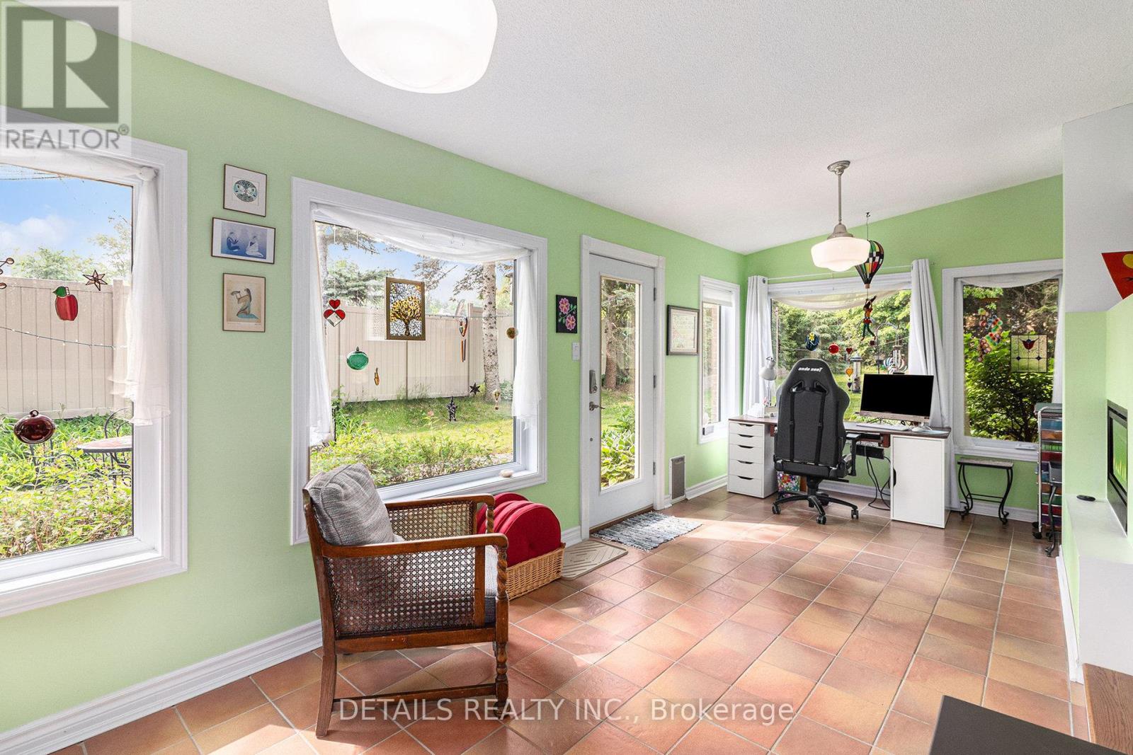 Photo 22 of 3 Wintergreen Drive, Ottawa ON