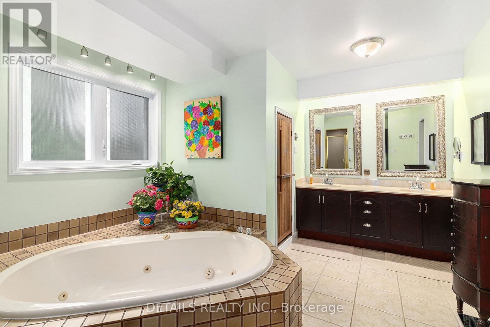 Photo 30 of 3 Wintergreen Drive, Ottawa ON