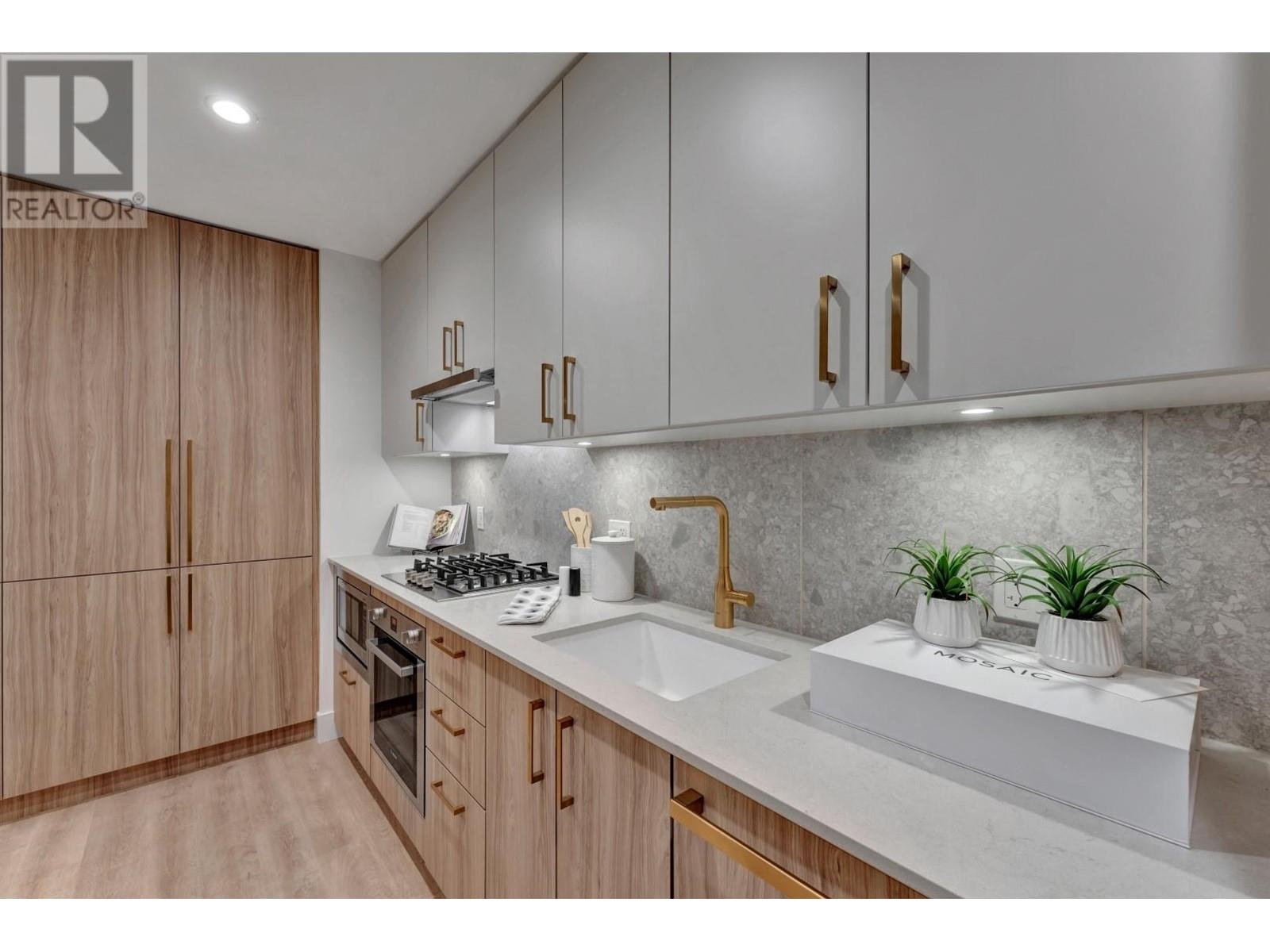 105 2325 EMERY COURT, North Vancouver real estate listing R2959155