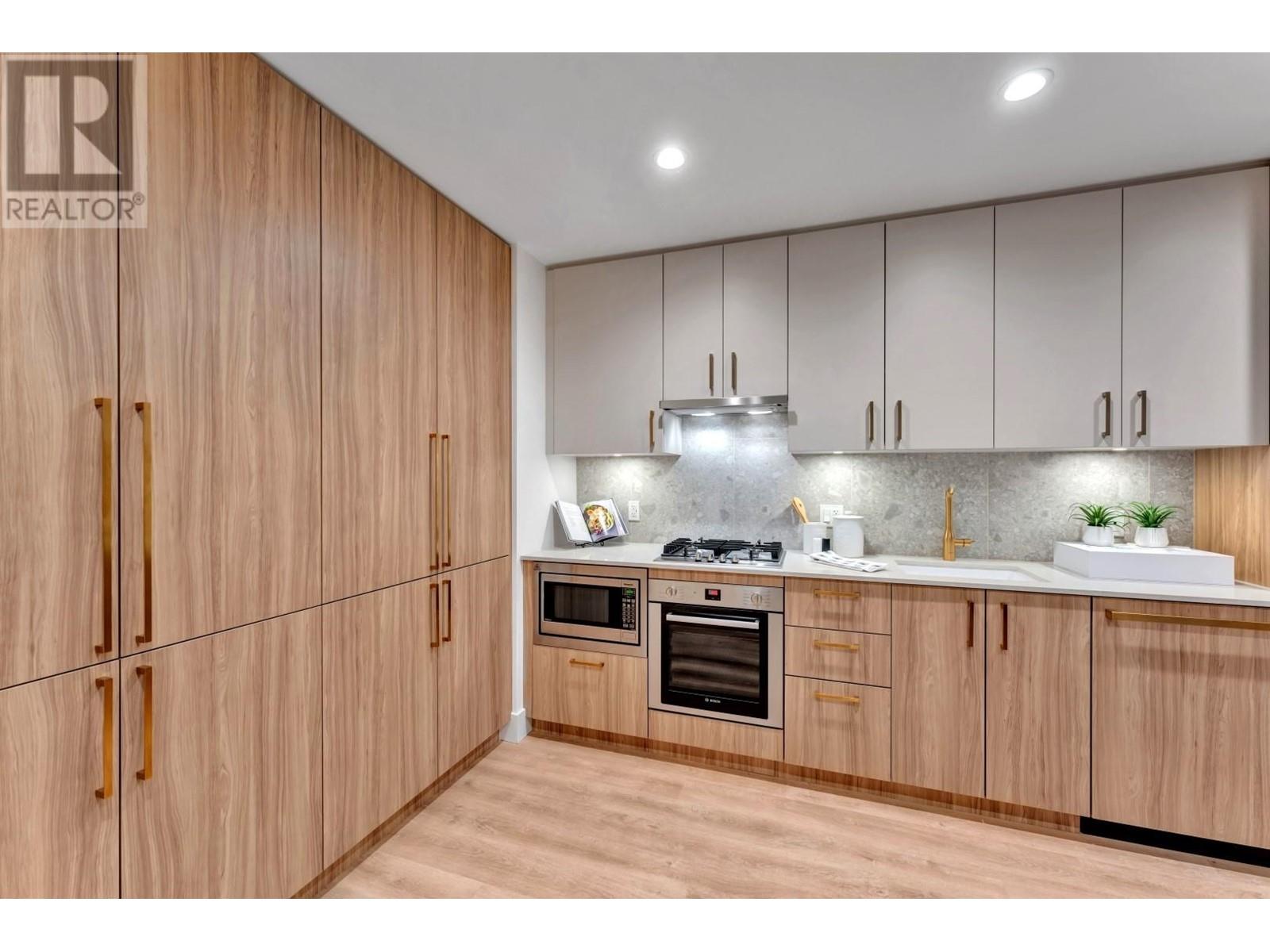 105 2325 EMERY COURT, North Vancouver real estate listing R2959155