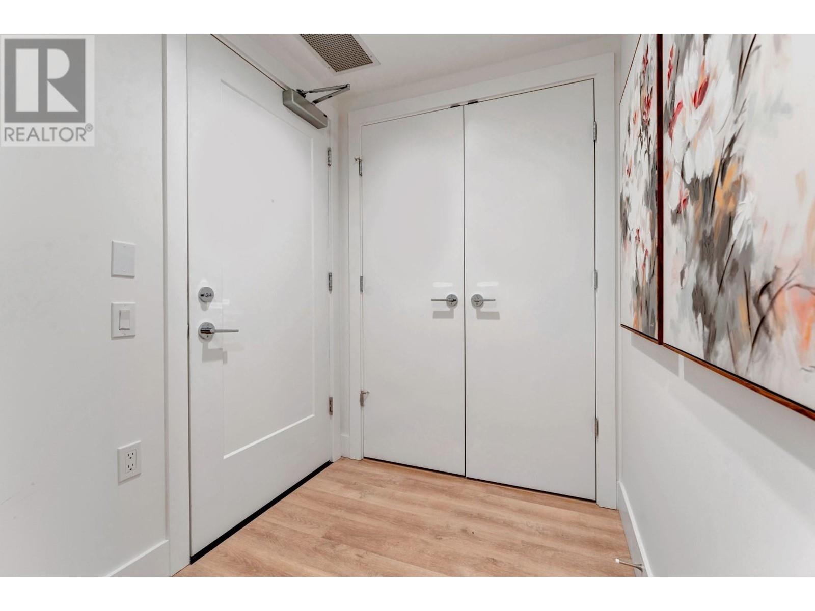105 2325 EMERY COURT, North Vancouver real estate listing R2959155