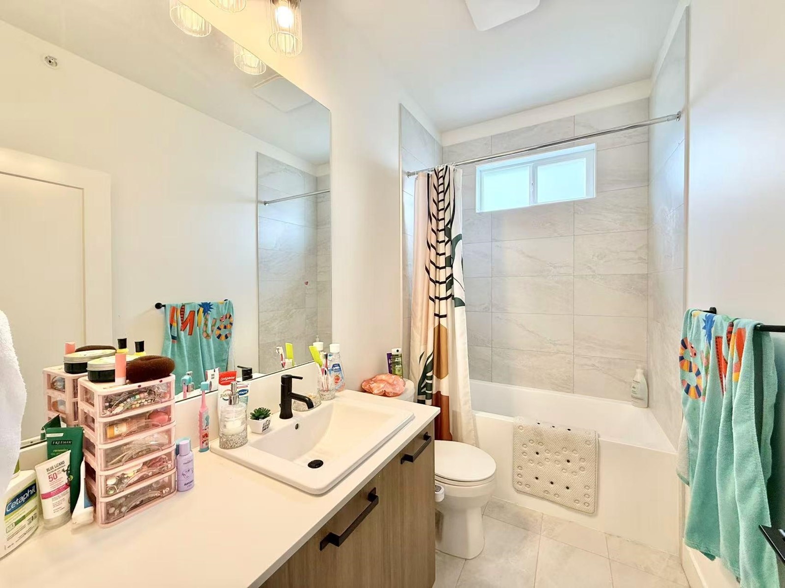 19682 75A AVENUE, Langley