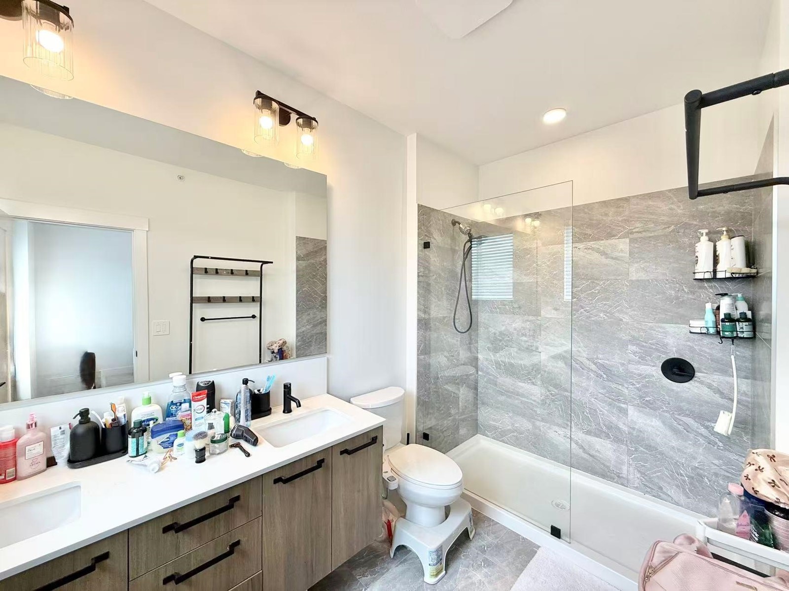 19682 75A AVENUE, Langley