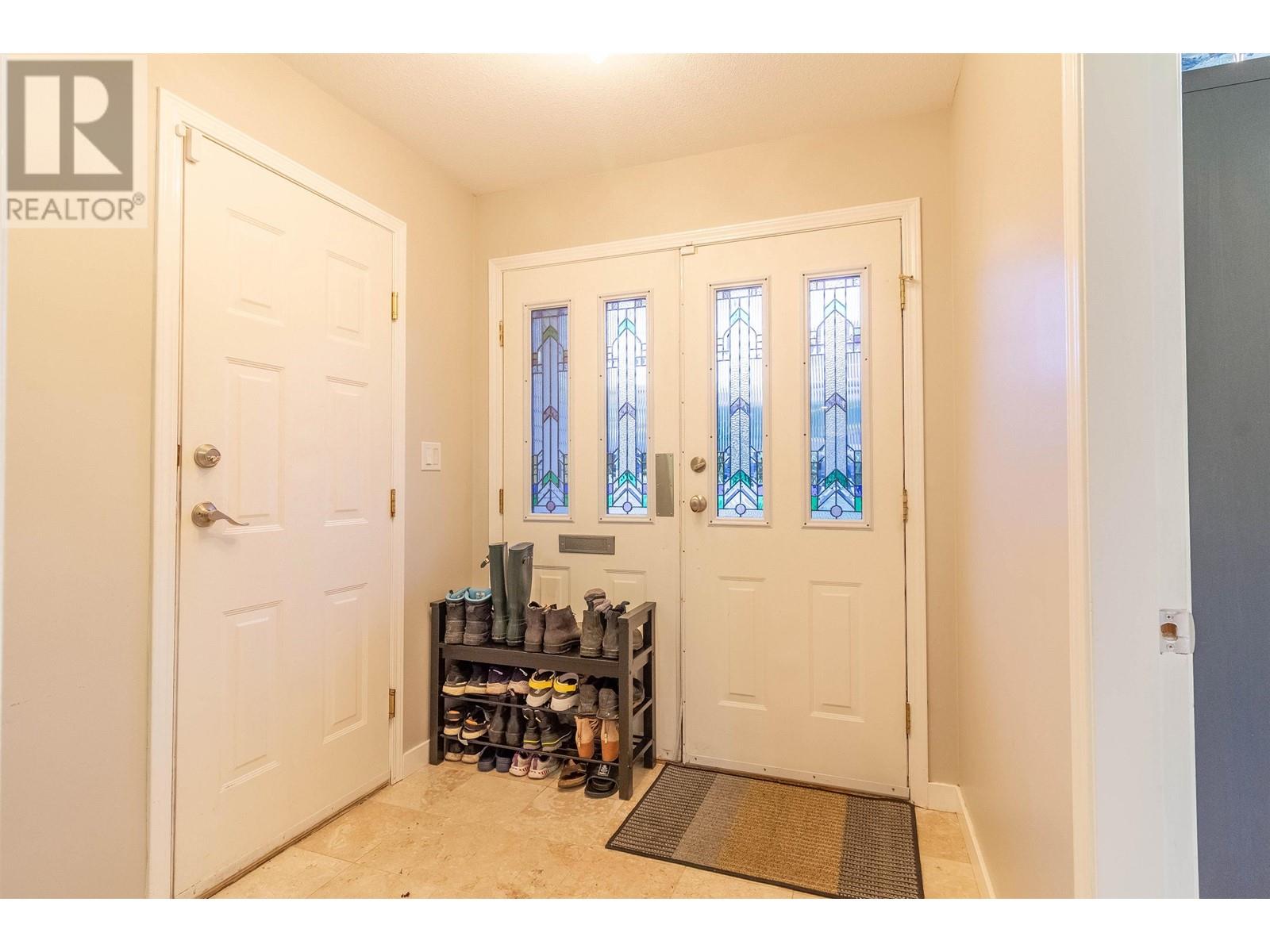 Photo 31 of 4322 Graveley Street, Burnaby BC