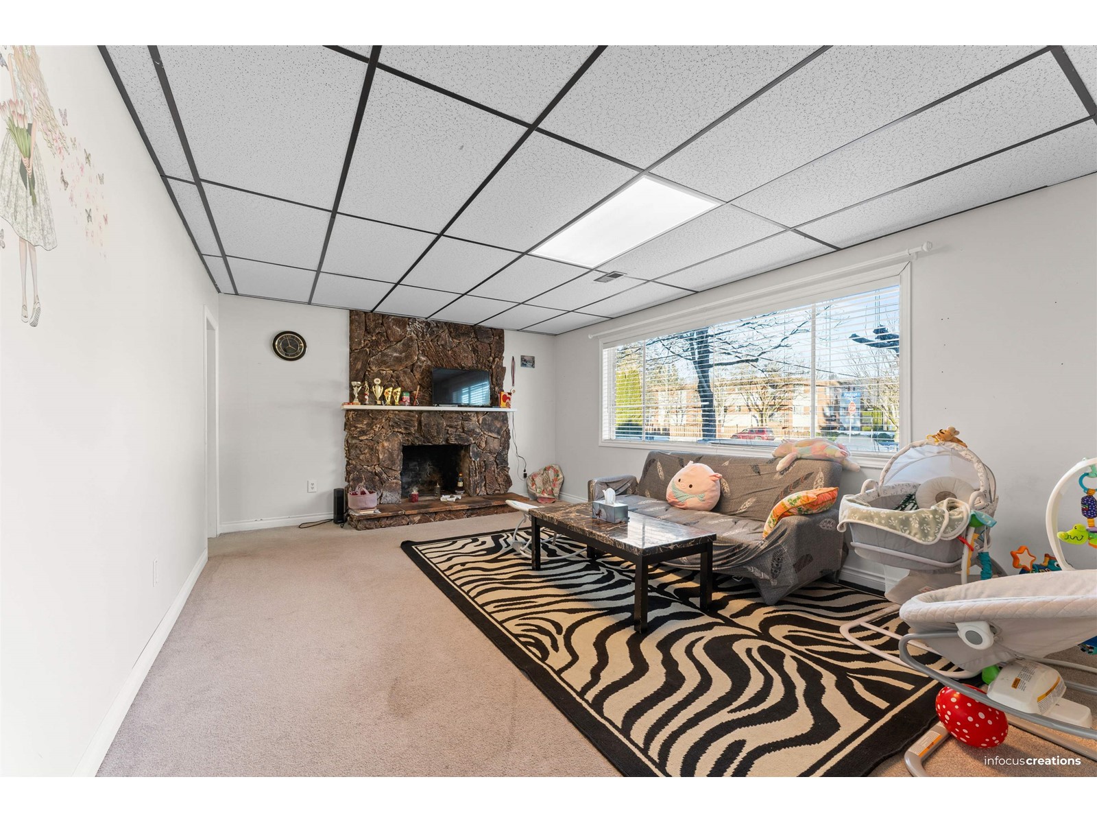 Photo 8 of 2091 Paulson Crescent, Abbotsford BC