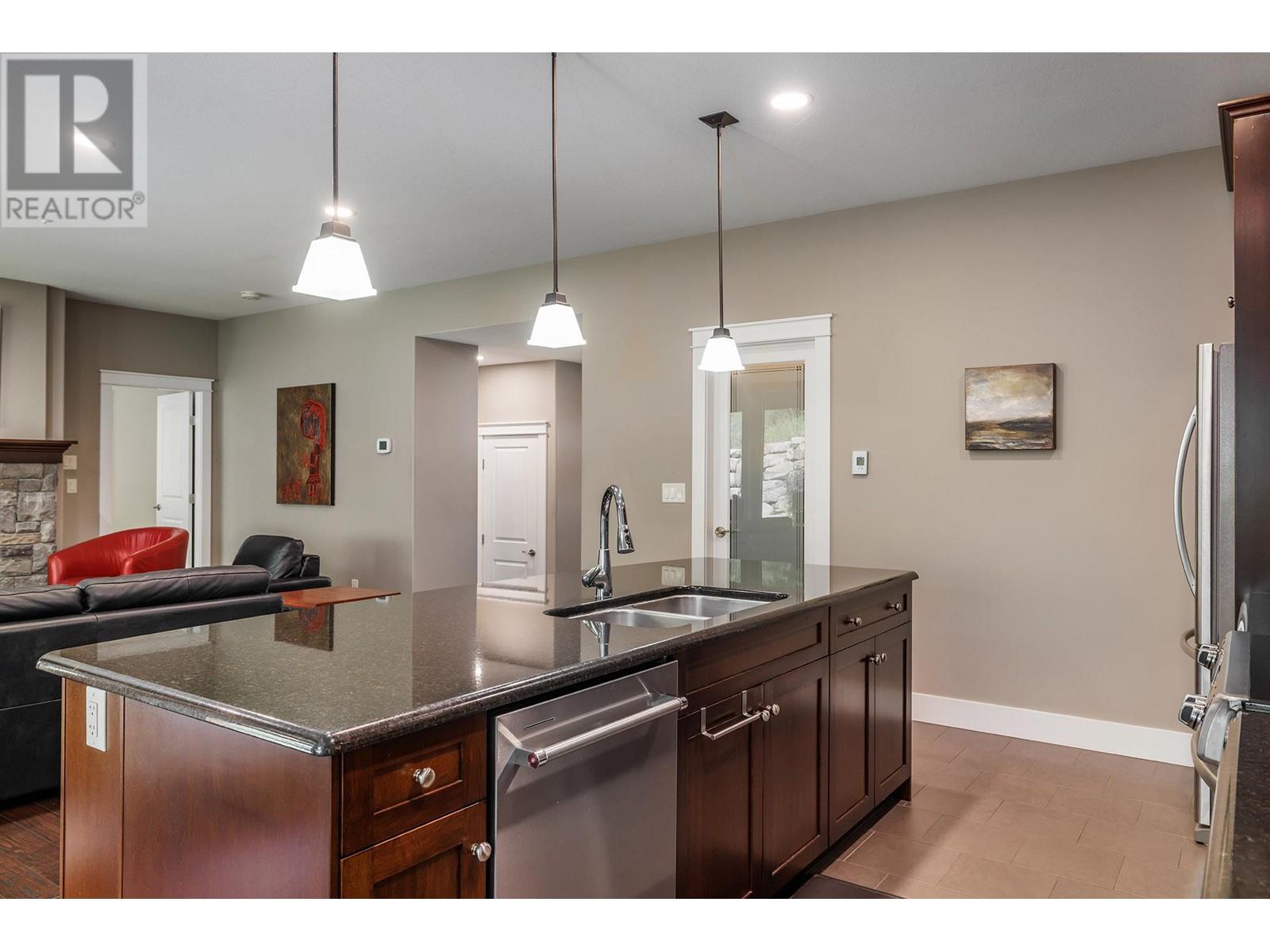 Photo 10 of 428 Longspoon Drive, Vernon BC