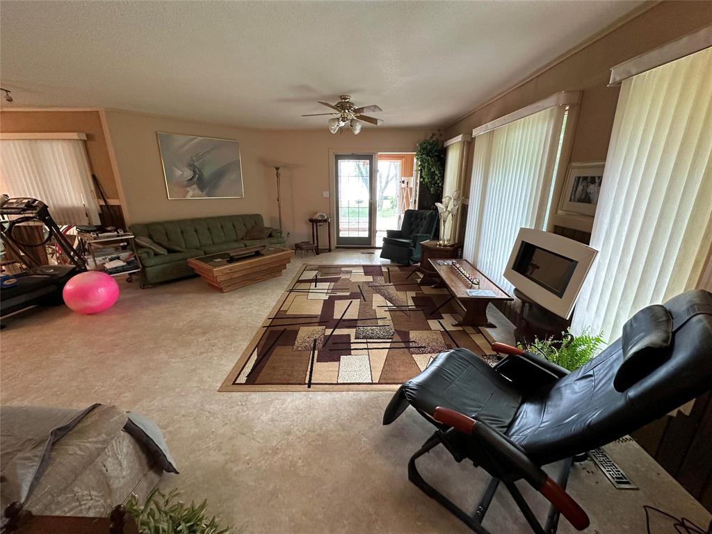 Photo 31 of 56 Arnhold Street, Gull Lake MB