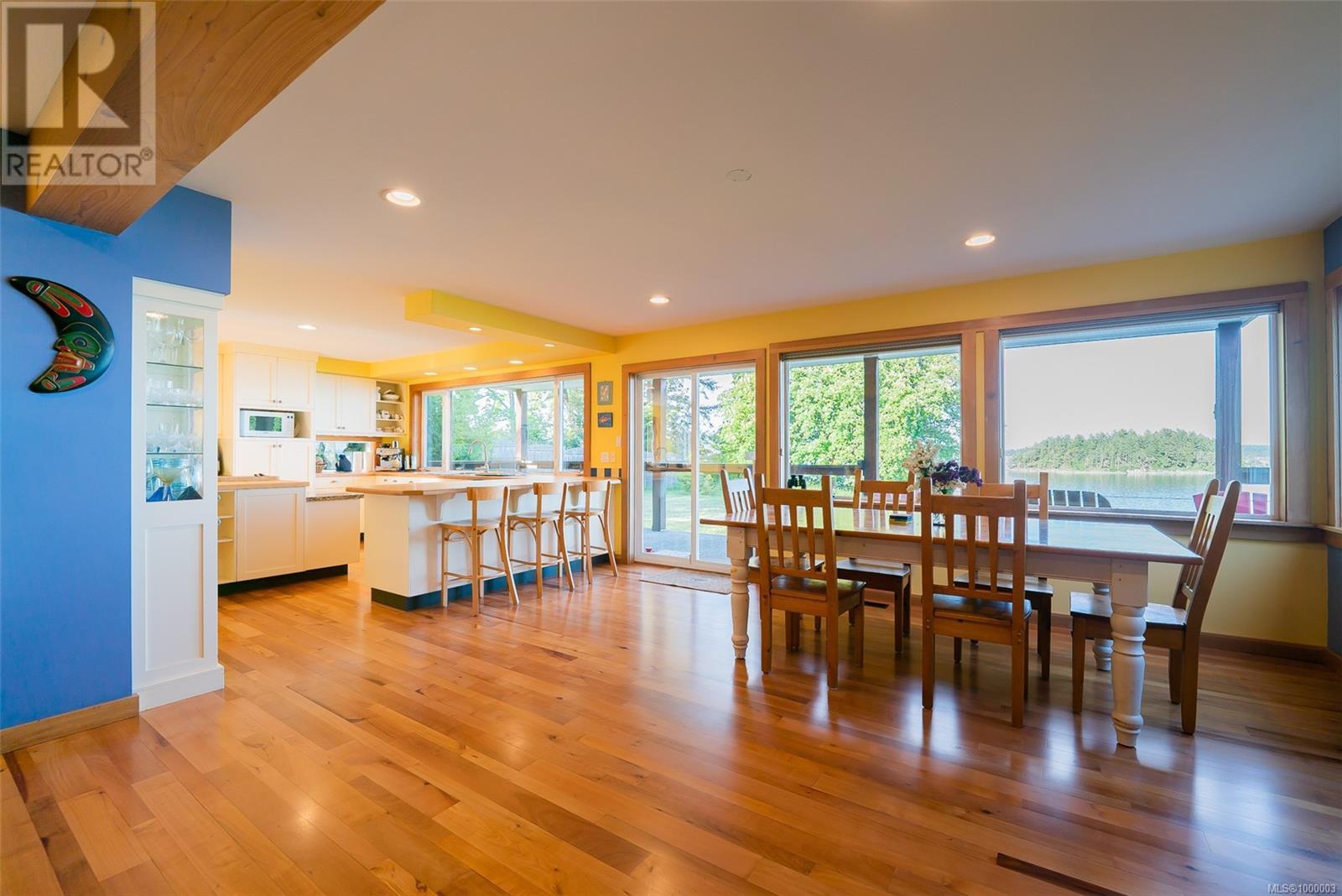 Photo 15 of 1560 Brebber Rd, Nanaimo BC