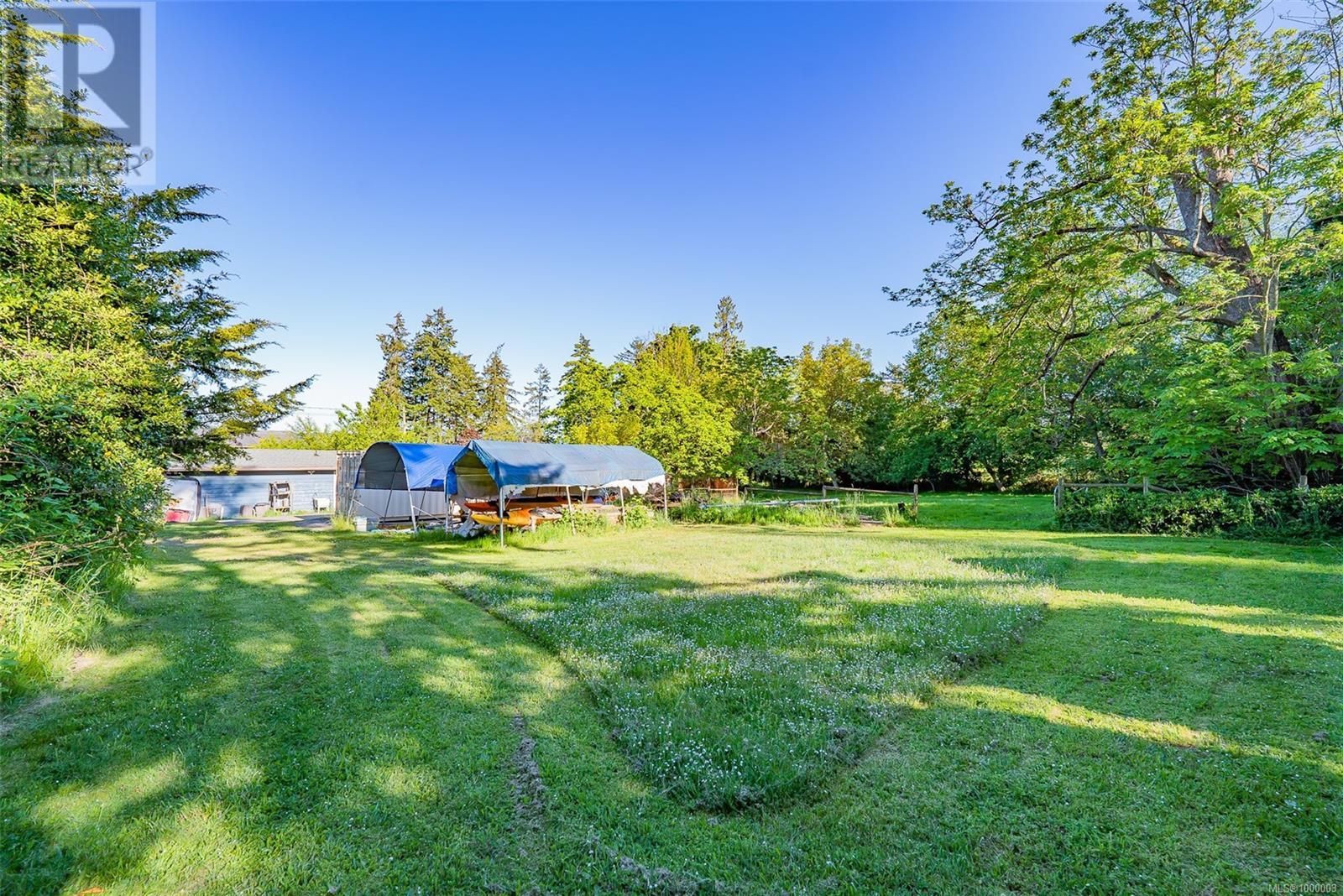 Photo 56 of 1560 Brebber Rd, Nanaimo BC