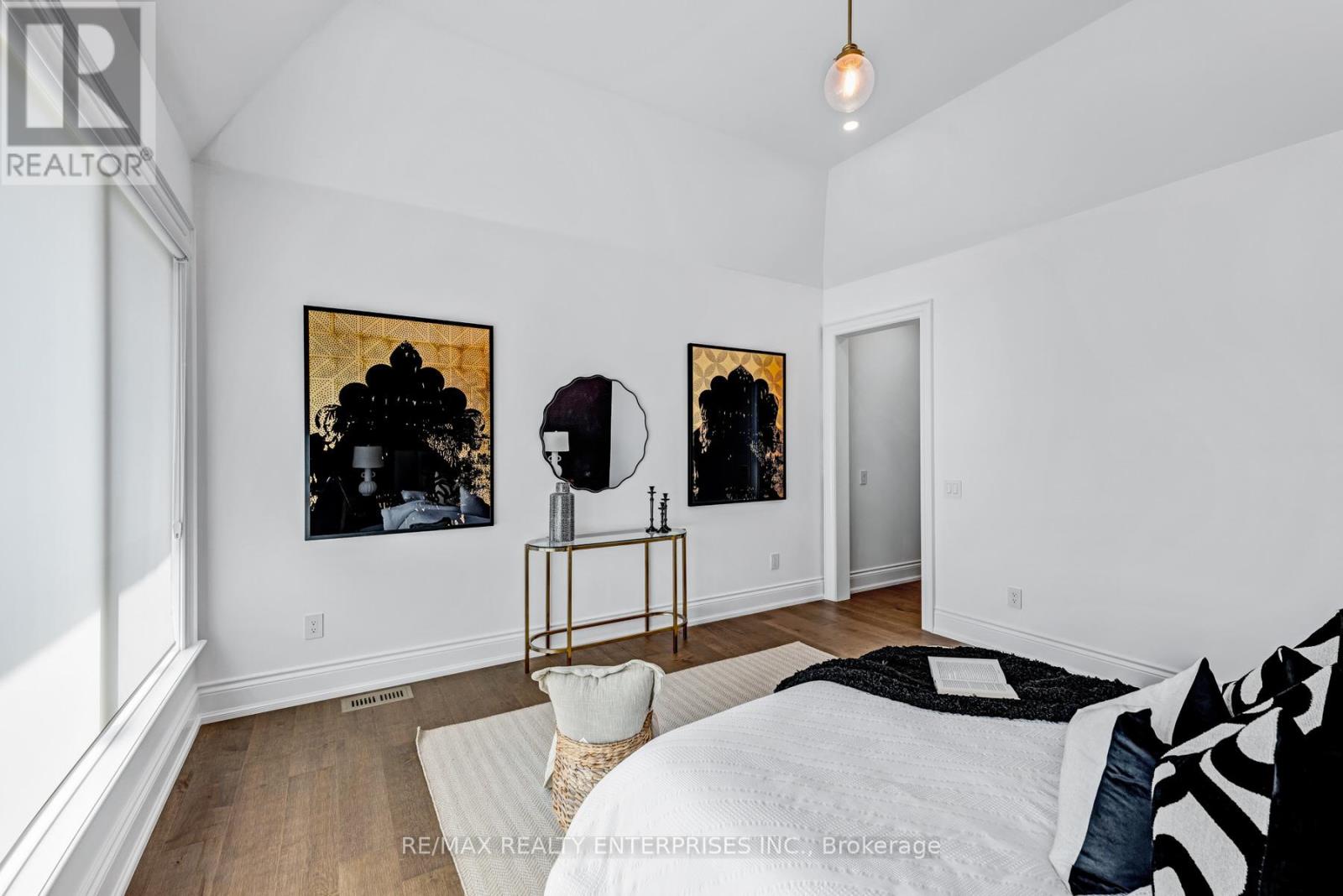 Photo 25 of 714 Atoka Drive, Mississauga ON