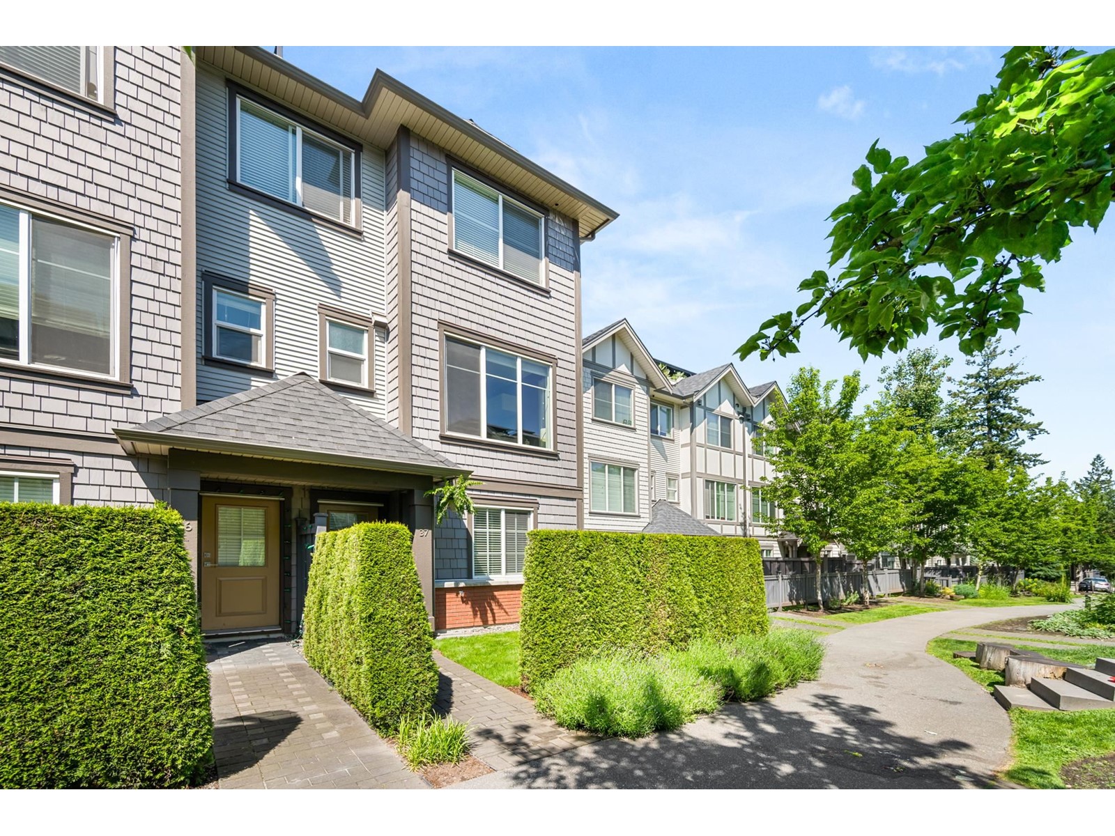 Photo 2 of 37 8217 204 B Street, Langley BC