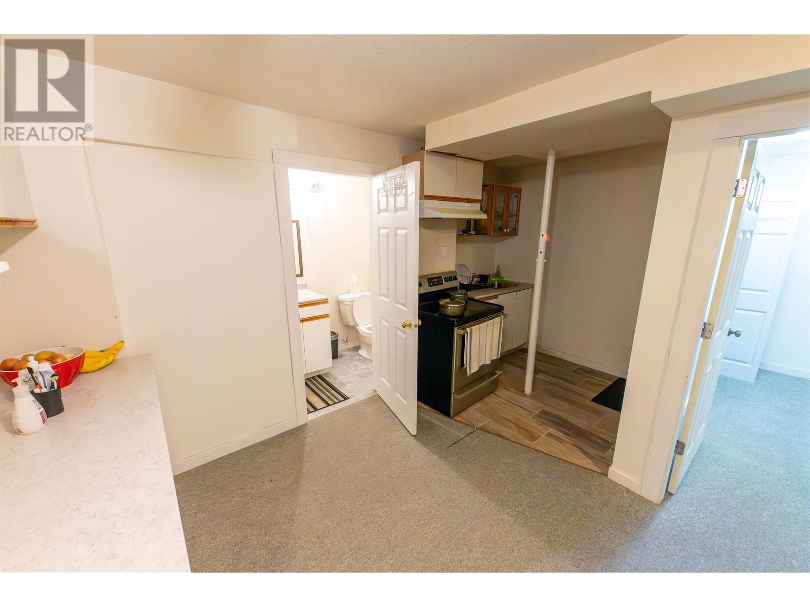 Photo 24 of 6857 Westgate Avenue, Prince George BC