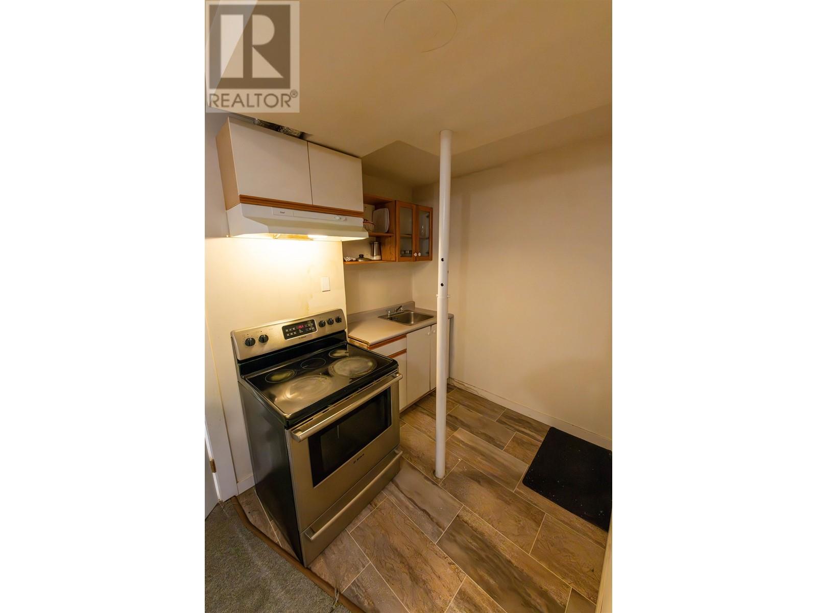Photo 27 of 6857 Westgate Avenue, Prince George BC