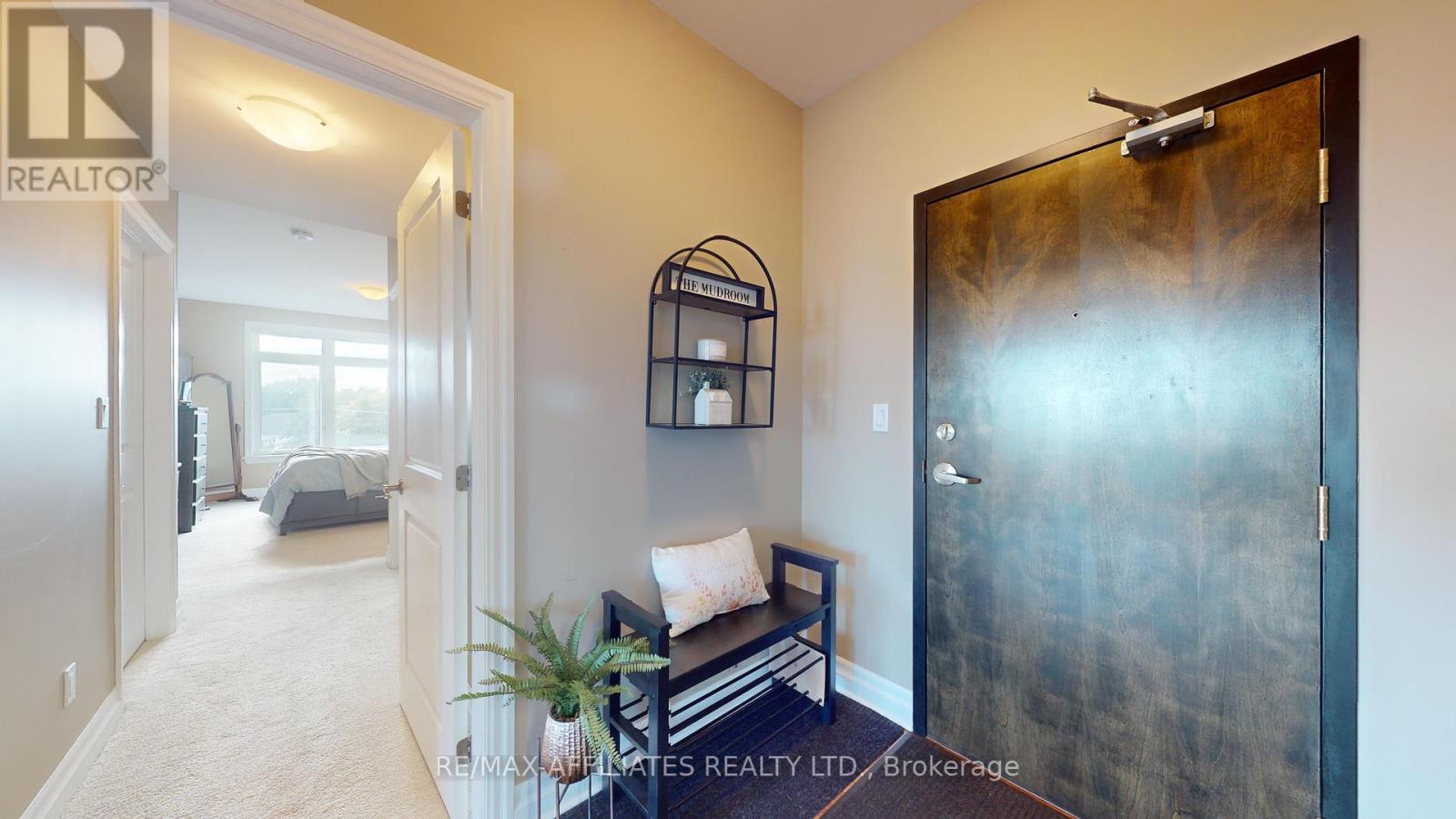 Photo 2 of 303 1109 Millwood Avenue, Brockville ON