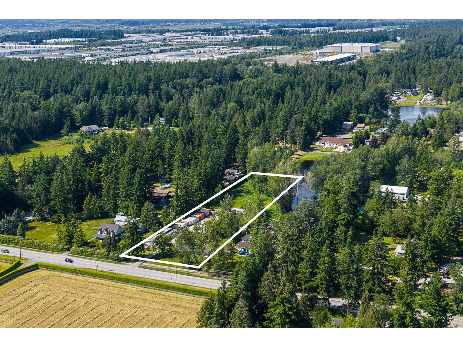 Photo 11 of 19675 16 Avenue, Langley BC