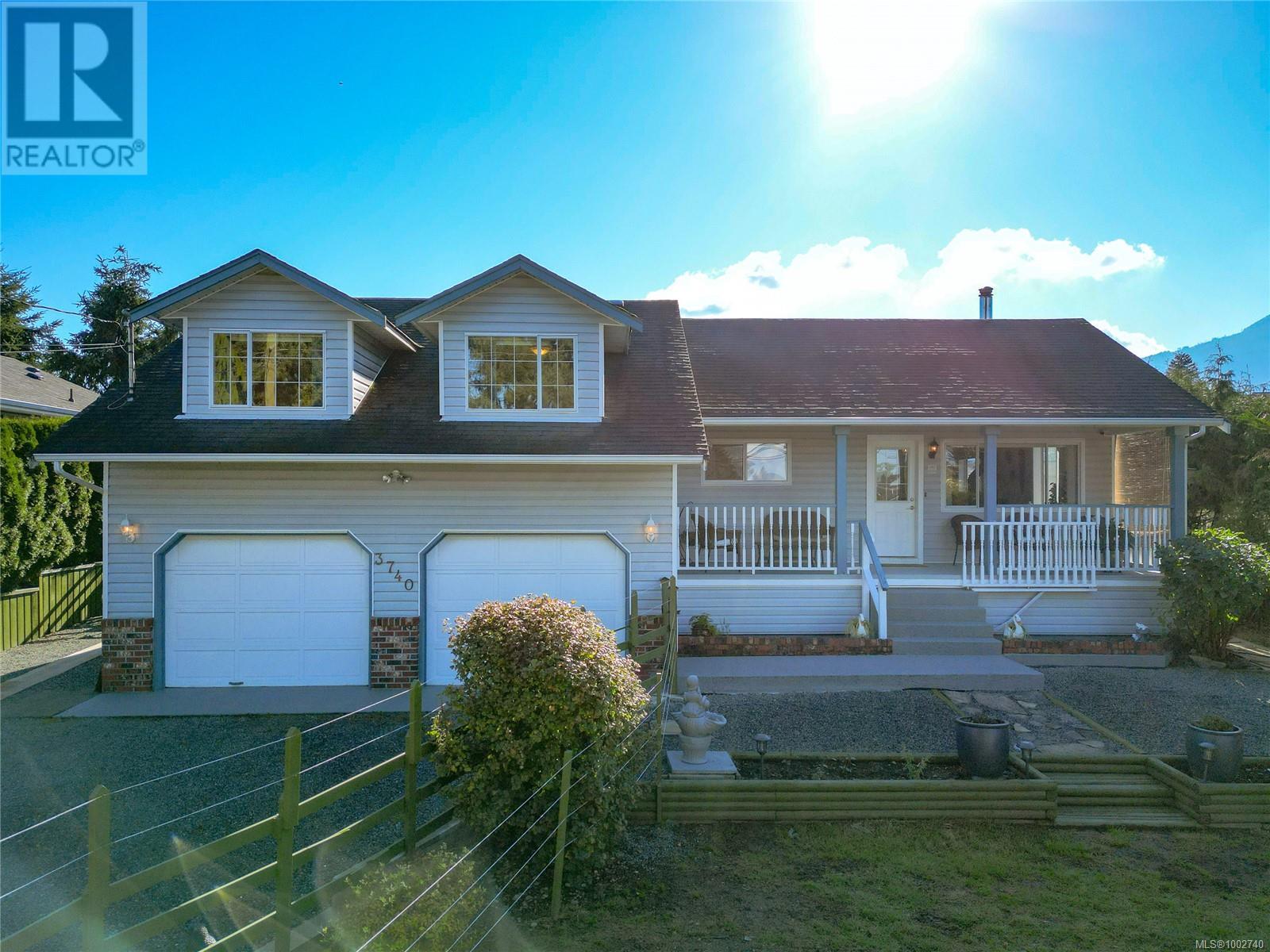 Photo 2 of 3740 South Oyster School Rd, Ladysmith BC