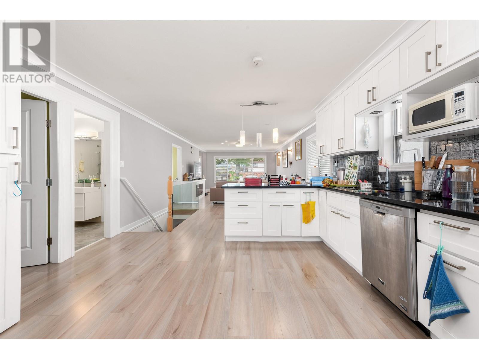 2436 E 45TH AVENUE, Vancouver real estate listing R3013274